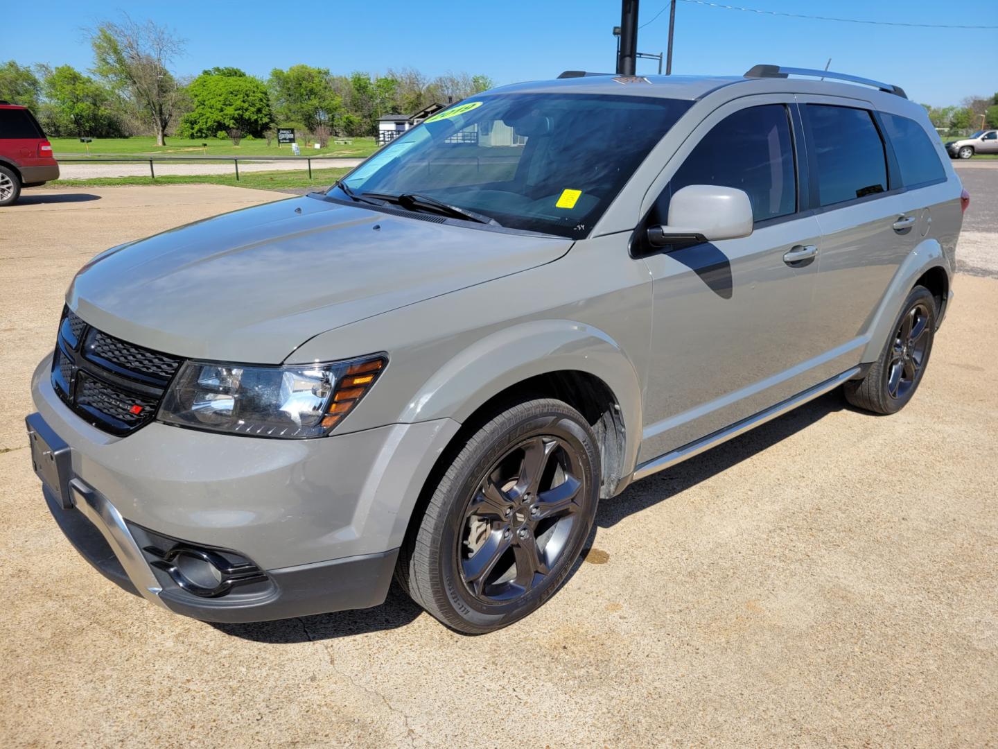 2019 GRAY Dodge Journey Crossroad FWD (3C4PDCGGXKT) with an 3.6L V6 DOHC 24V engine, 4A transmission, located at 533 S Seven Points BLVD, Seven Points, TX, 75143, (430) 255-4030, 32.313999, -96.209351 - Photo#0